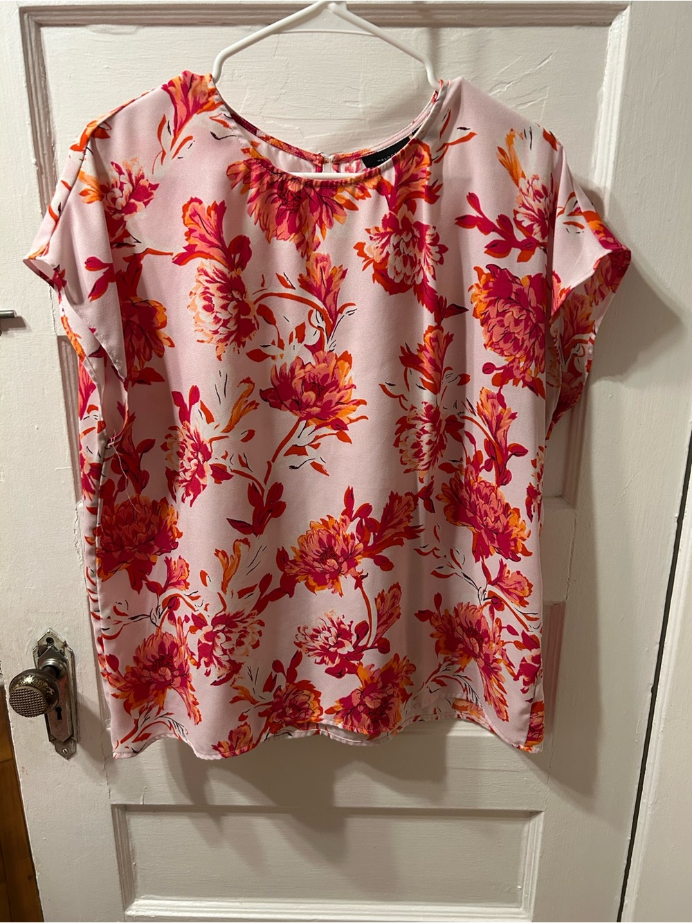 Halogen pink floral cap sleeve blouse size L